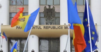 Оппозиция в Молдавии может потеснить правящую партию, считает эксперт