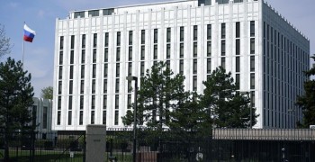 Посольство в США выяснит, пострадали ли россияне при авиакатастрофе