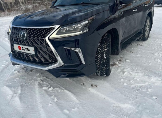 Lexus LX, 2016