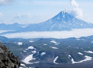 На Камчатке почти вдвое подорожали вертолетные экскурсии