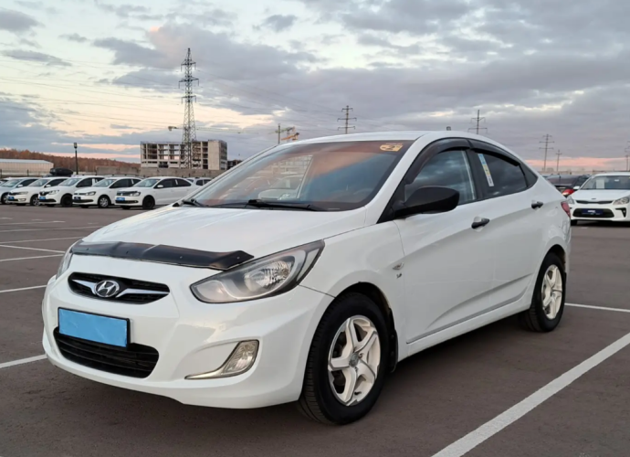 Hyundai Accent, 2014